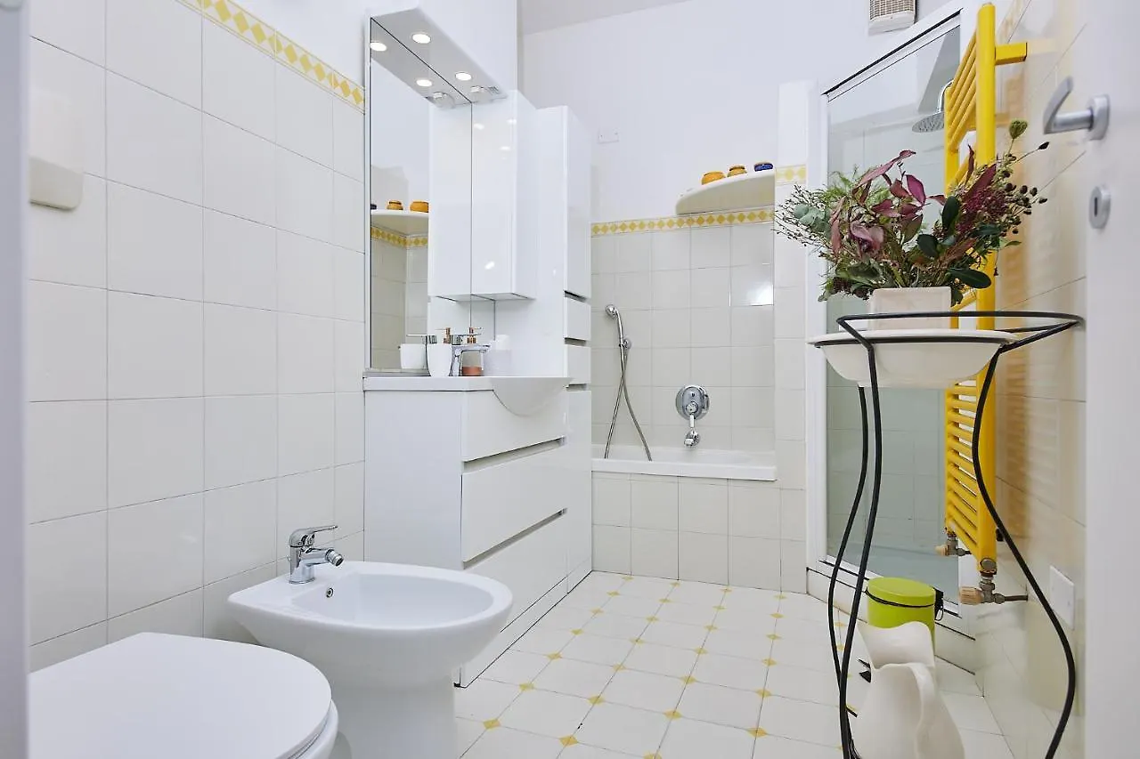 Hale Apartments - Crocetta Milan Italy